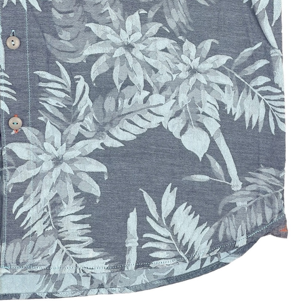 Tommy Bahama Tropical Tones Shirt Mens Medium Floral Print Button Up Blue - Picture 4 of 9